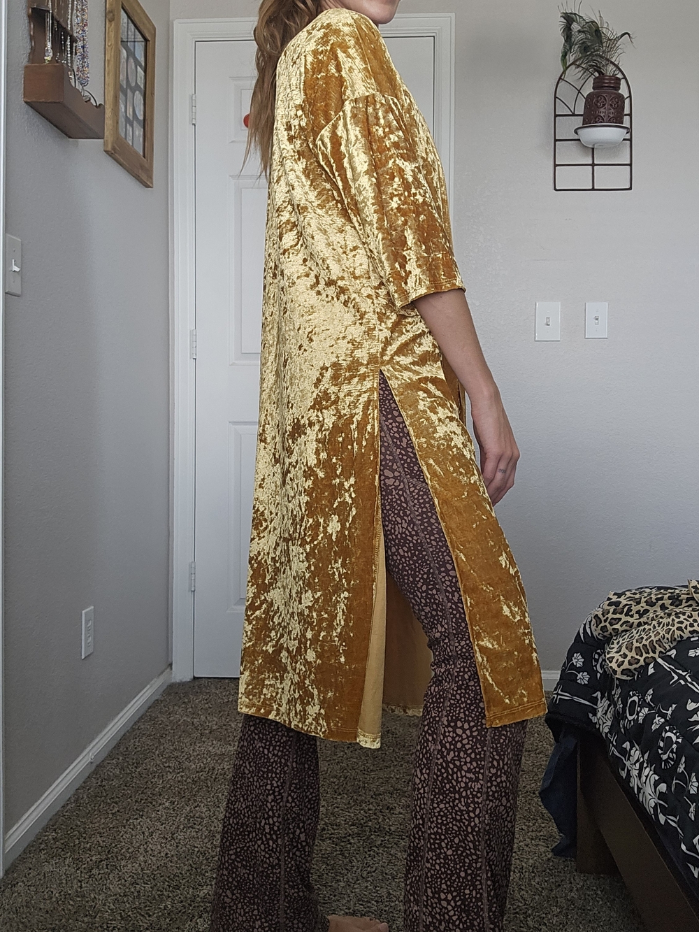 Crushed Velvet Longline Side-Slit Tunic Shrug in Mustard